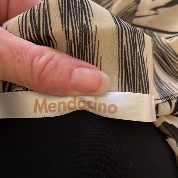 Mendocino button up blouse sheer with cut outs on short sleeves Sz M - Picture 7 of 8